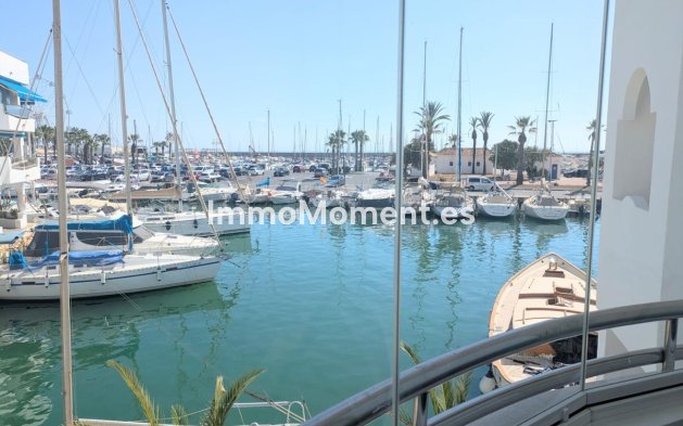 Wohnung - Wiederverkauf - Benalmadena - Benalmadena Centro