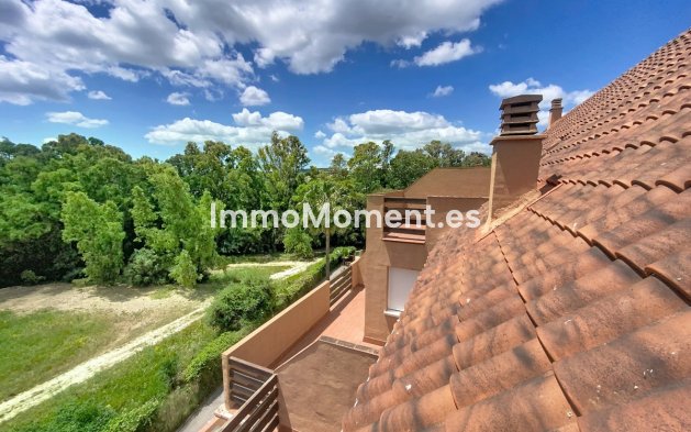 Wohnung - Wiederverkauf - Casares - Casares Centro