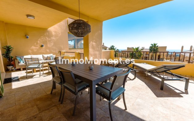 Wohnung - Wiederverkauf - Estepona  - Atalaya