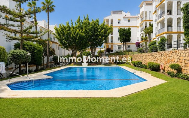 Wohnung - Wiederverkauf - Estepona  - Atalaya