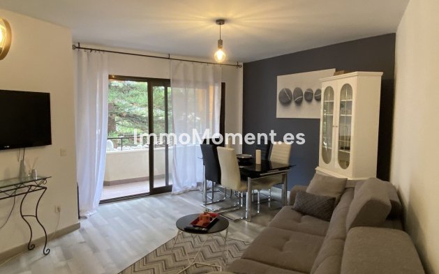 Wohnung - Wiederverkauf - Estepona  - Atalaya