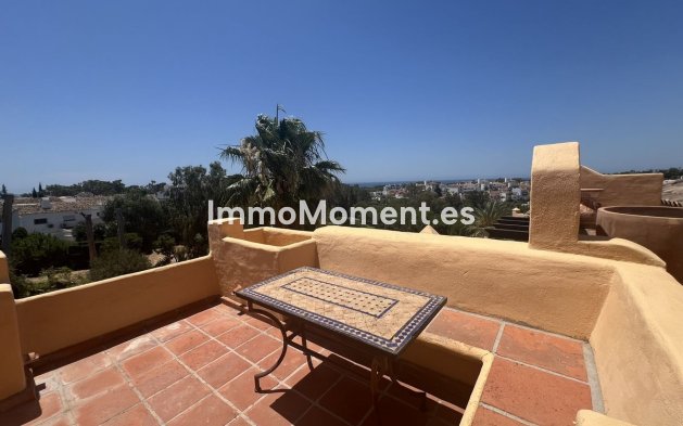Wohnung - Wiederverkauf - Estepona  - Atalaya