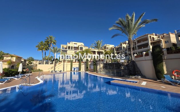 Wohnung - Wiederverkauf - Estepona  - Atalaya