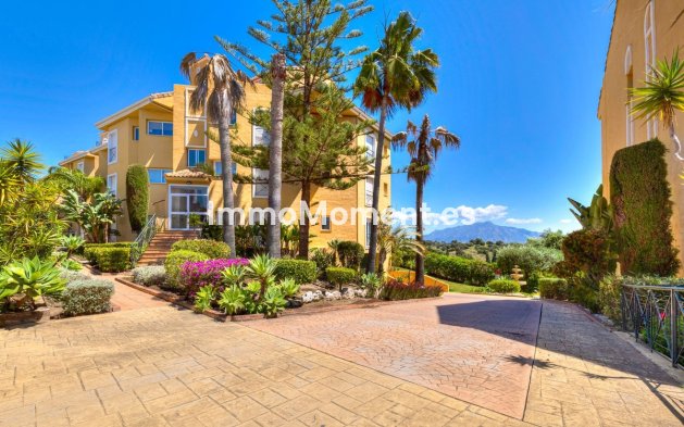 Wohnung - Wiederverkauf - Estepona  - Bel Air
