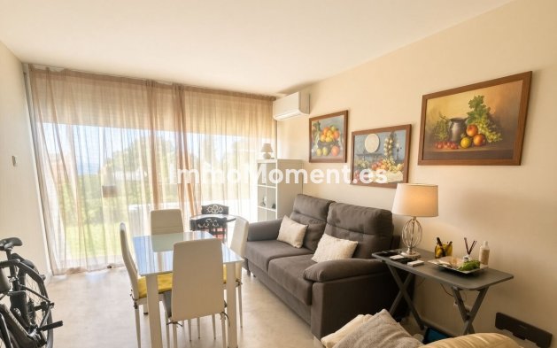 Wohnung - Wiederverkauf - Estepona  - Estepona Centro