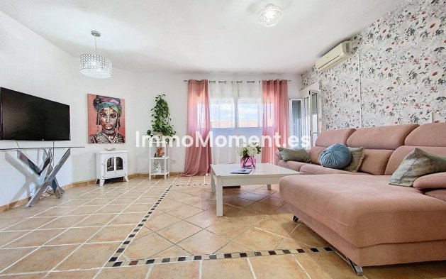 Wohnung - Wiederverkauf - Estepona  - Estepona Centro