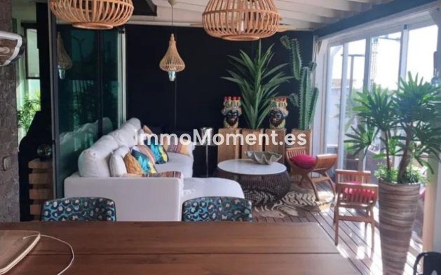 Wohnung - Wiederverkauf - Estepona  - Estepona Centro