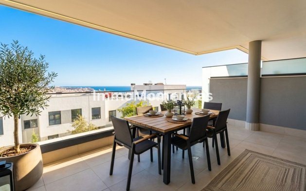 Wohnung - Wiederverkauf - Estepona  - Estepona Centro