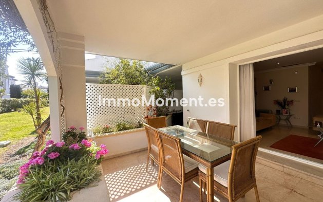 Wohnung - Wiederverkauf - Estepona  - Estepona Centro