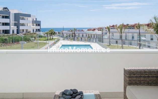 Wohnung - Wiederverkauf - Estepona  - Estepona Centro