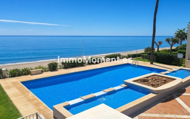 Wohnung - Wiederverkauf - Estepona  - Estepona Centro