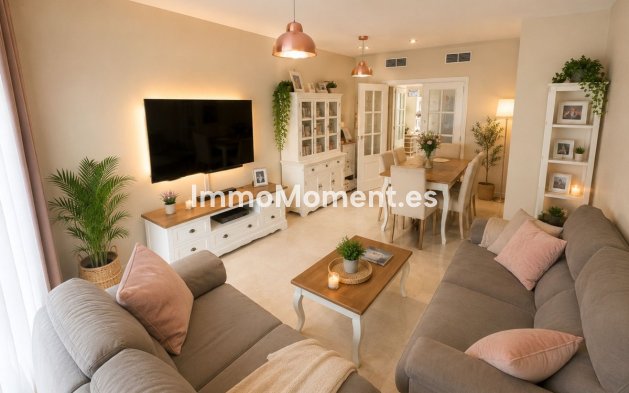 Wohnung - Wiederverkauf - Estepona  - Estepona Centro