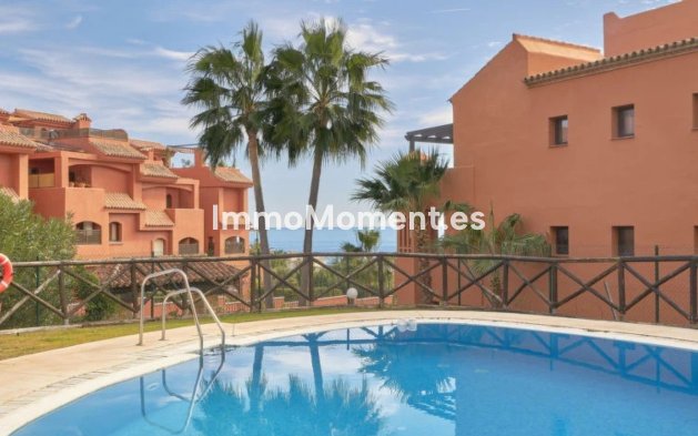 Wohnung - Wiederverkauf - Estepona  - Estepona Centro