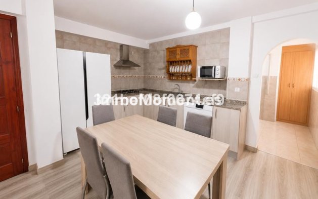 Wohnung - Wiederverkauf - Estepona  - Estepona Centro