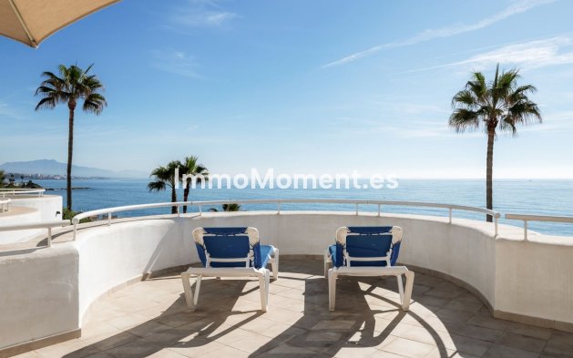 Wohnung - Wiederverkauf - Estepona  - Estepona Centro