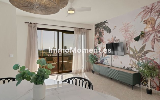 Wohnung - Wiederverkauf - Estepona  - Estepona Centro