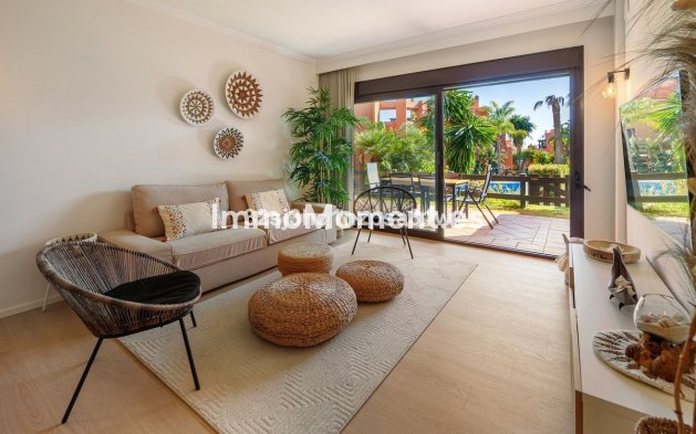 Wohnung - Wiederverkauf - Estepona  - Estepona Centro
