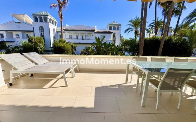 Wohnung - Wiederverkauf - Estepona  - Estepona Centro