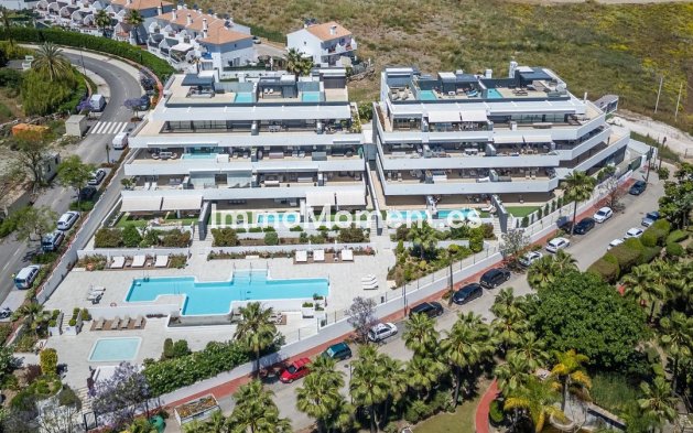 Wohnung - Wiederverkauf - Estepona  - Estepona Centro