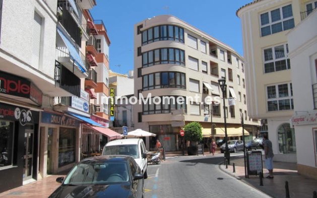 Wohnung - Wiederverkauf - Estepona  - Estepona Centro