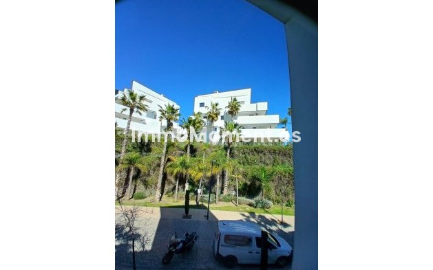 Wohnung - Wiederverkauf - Estepona  - Estepona Centro