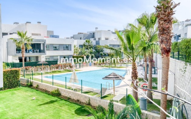 Wohnung - Wiederverkauf - Estepona  - Estepona Centro