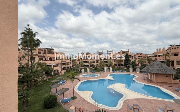 Wohnung - Wiederverkauf - Estepona  - Estepona Centro