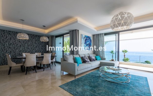 Wohnung - Wiederverkauf - Estepona  - Estepona Centro