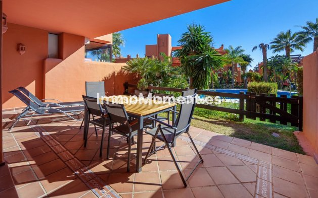 Wohnung - Wiederverkauf - Estepona  - Estepona Centro