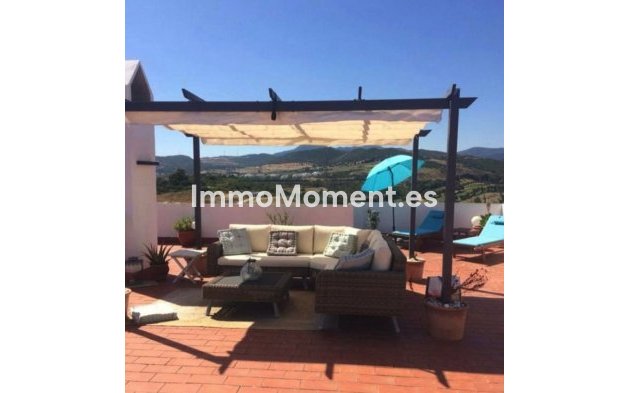 Wohnung - Wiederverkauf - Estepona  - Estepona Centro