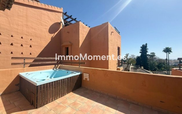 Wohnung - Wiederverkauf - Estepona  - Estepona Centro