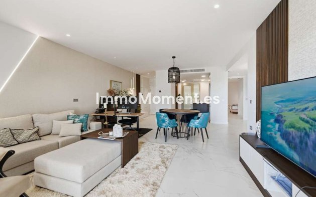 Wohnung - Wiederverkauf - Estepona  - Estepona Centro