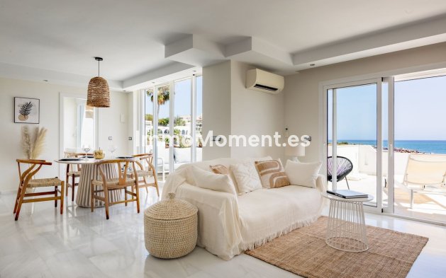 Wohnung - Wiederverkauf - Estepona  - Estepona Centro