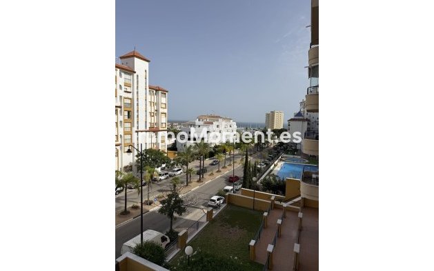 Wohnung - Wiederverkauf - Estepona  - Estepona Centro