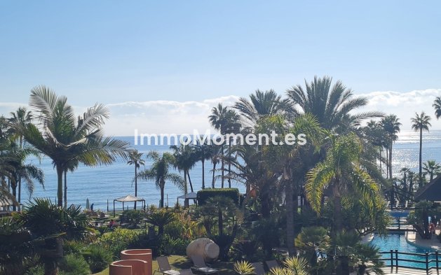 Wohnung - Wiederverkauf - Estepona  - RSO-24368