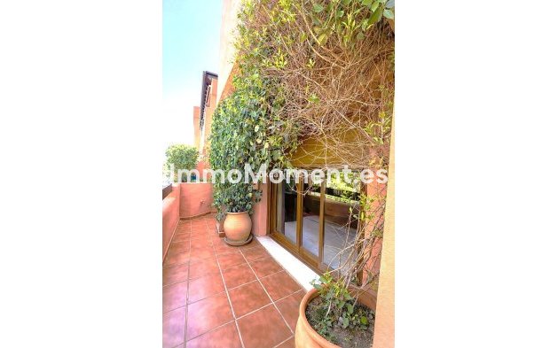 Wohnung - Wiederverkauf - Estepona  - RSO-74436