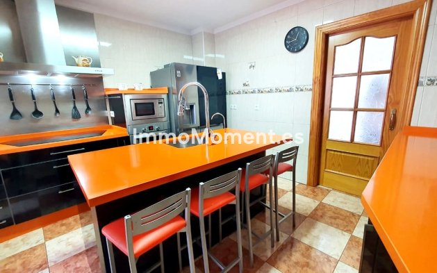 Wohnung - Wiederverkauf -   Inländisch - Alhaurín el Grande Centro