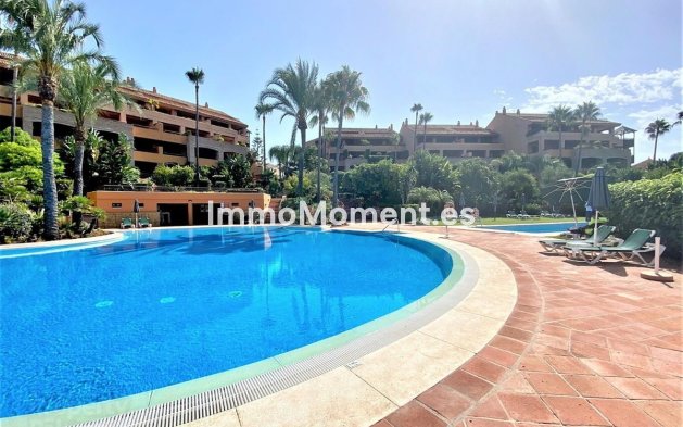 Wohnung - Wiederverkauf - Marbella - Bahía de Marbella