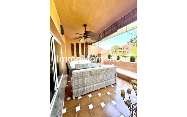 Wohnung - Wiederverkauf - Marbella - Guadalmina Baja