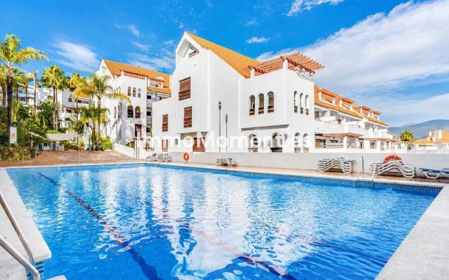 Wohnung - Wiederverkauf - Marbella - Nueva Andalucía