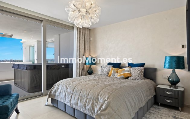 Wohnung - Wiederverkauf - Marbella - Nueva Andalucía