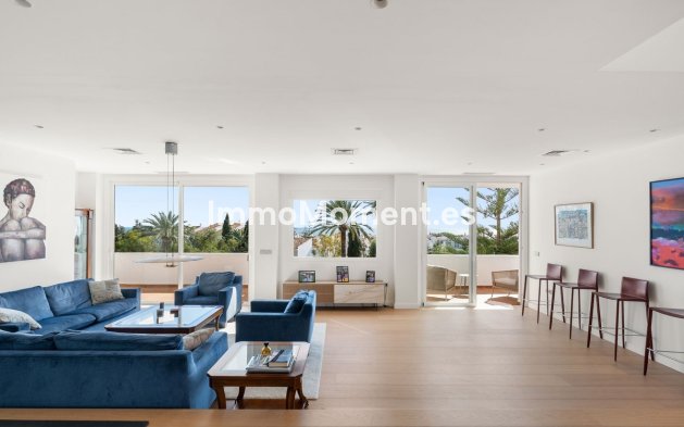 Wohnung - Wiederverkauf - Marbella - Nueva Andalucía