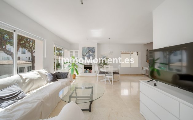 Wohnung - Wiederverkauf - Marbella - Nueva Andalucía