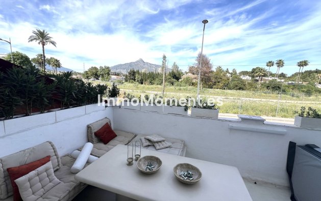 Wohnung - Wiederverkauf - Marbella - Nueva Andalucía