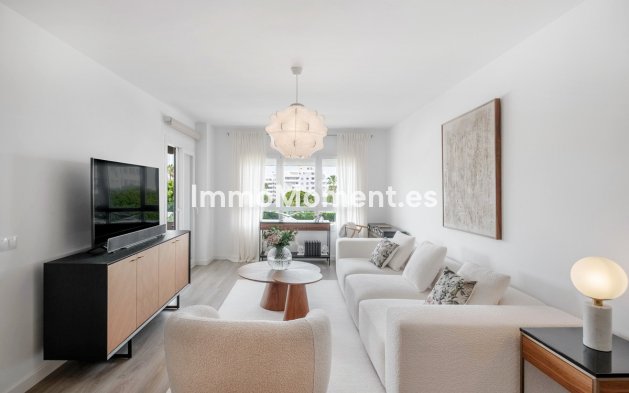 Wohnung - Wiederverkauf - Marbella - Nueva Andalucía