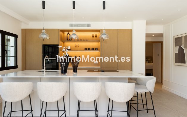 Wohnung - Wiederverkauf - Marbella - Nueva Andalucía