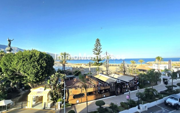 Wohnung - Wiederverkauf - Marbella - Puerto Banús