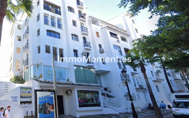 Wohnung - Wiederverkauf - Marbella - Puerto Banús