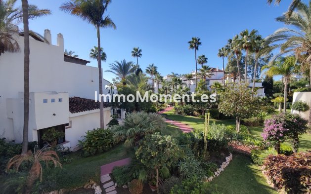 Wohnung - Wiederverkauf - Marbella - Puerto Banús