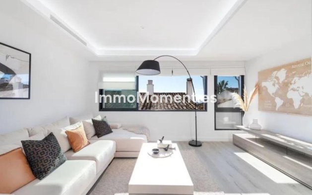 Wohnung - Wiederverkauf - Marbella - Puerto Banús